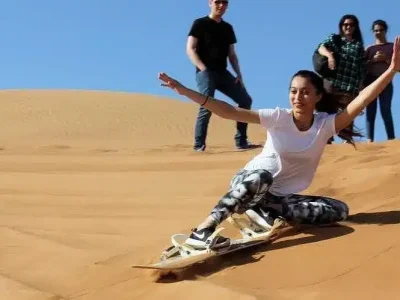 Morningdesertsafaridubaisandboaring